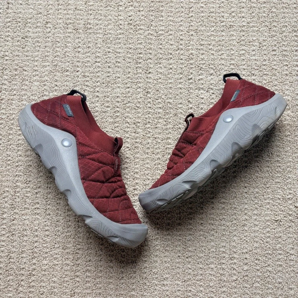 Oboz Whakatapu Mens 10 Burgundy Quilted Cordura Slip On Hiking Recovery Shoes